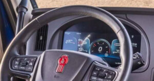 Troubleshoot Your Kenworth T680 Dashboard Warning Lights